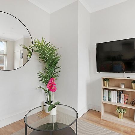 Family Friendly - Stylish Kentish Town Apartment London Luaran gambar